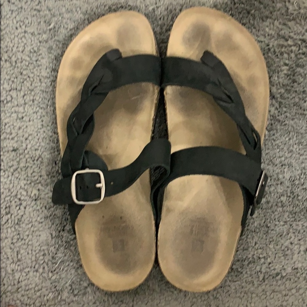 Women’s white mountain shoes